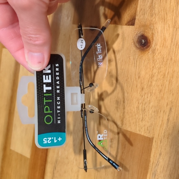 NWT Optitek +1.25 Hi-Tech readers - Picture 2 of 9